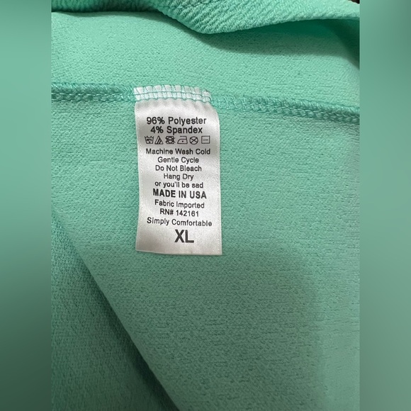 LulaRoe Cassie - Picture 3 of 4